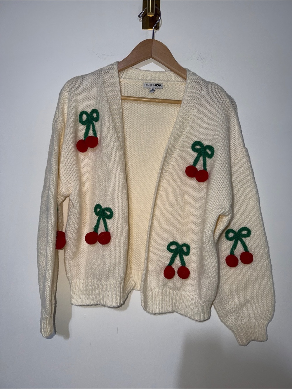 Fashion Nova Cream Cherry-Appliqué Open Cardigan Sweater size medium NWOT